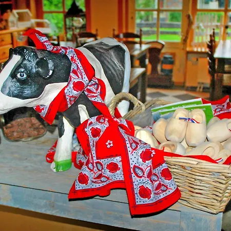 Wiringherlant-8 Semesterbostad Noordstroe