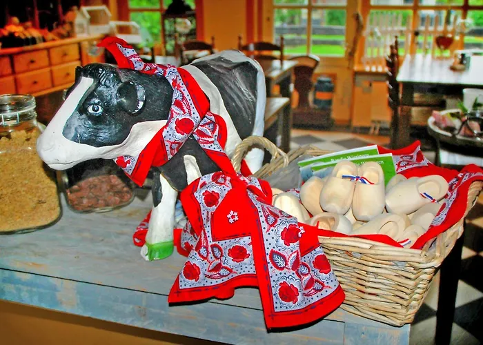 Wiringherlant-8 בית נופש Noordstroe